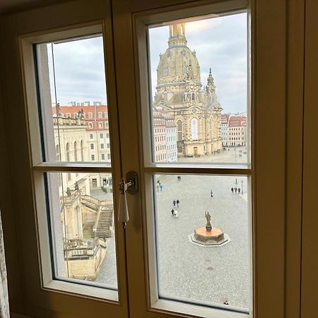 Exklusives Apartment Mit Einmaligem Blick Zur Frauenkirche - Parkplatz Kostenfrei Дрезден Экстерьер фото