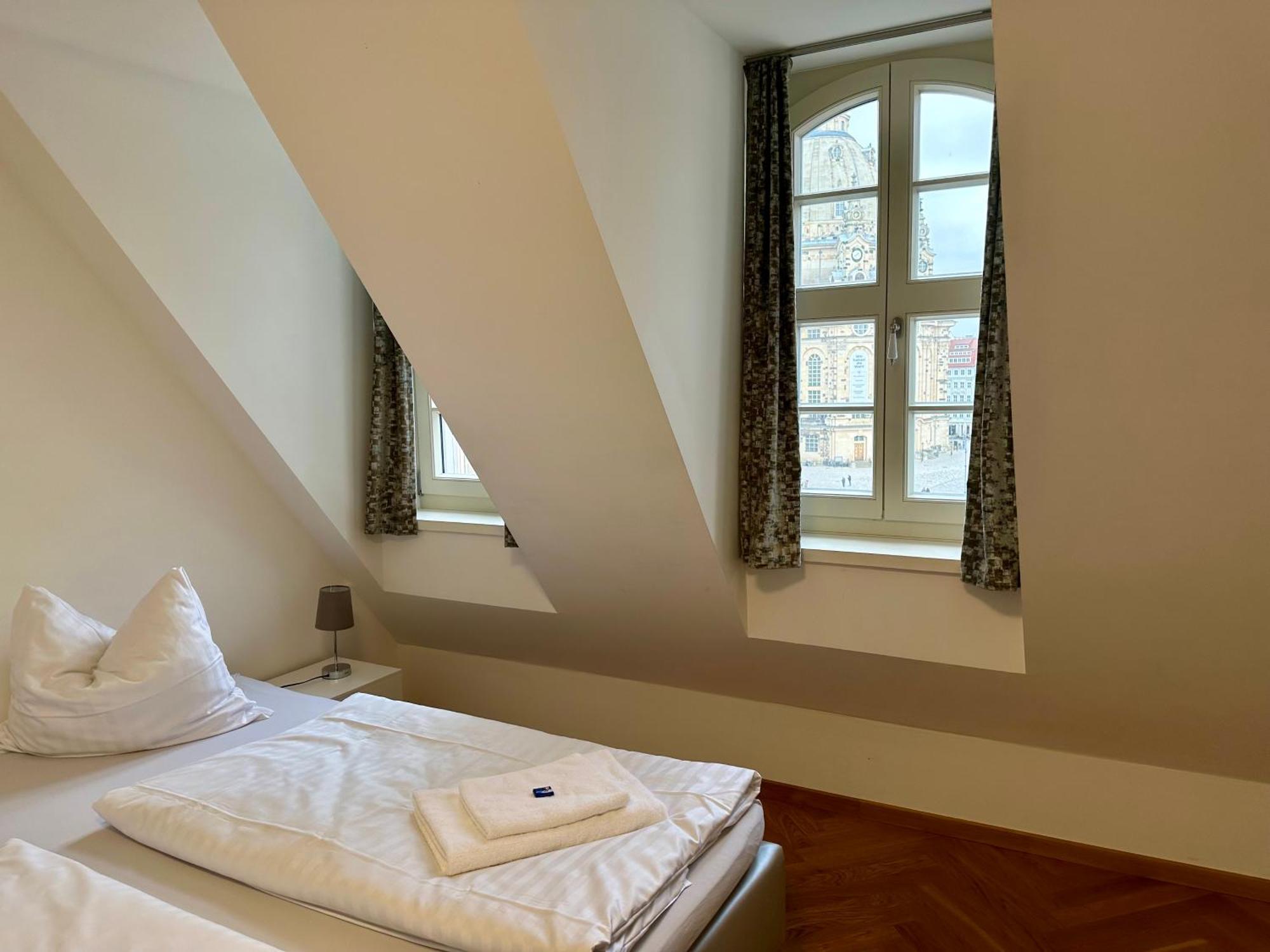 Exklusives Apartment Mit Einmaligem Blick Zur Frauenkirche - Parkplatz Kostenfrei Дрезден Экстерьер фото